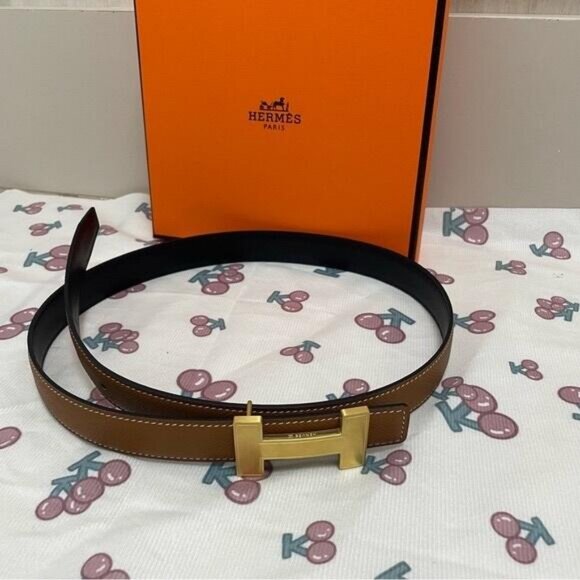 Brown Leather Belt with Gold Buckle - Picture 2 of 6